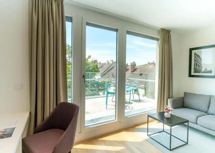 Residence, Hietzing - Schoenbrunn 4*