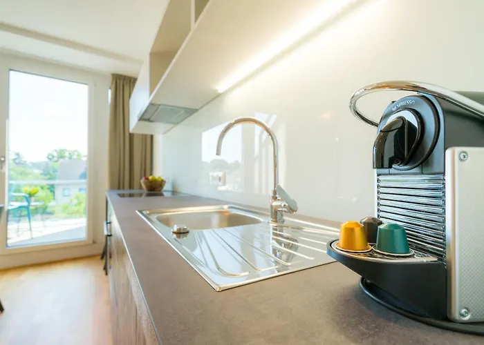 Residence, Hietzing - Schoenbrunn 4*