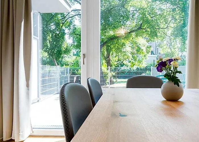 Residence, Hietzing - Schoenbrunn 4*